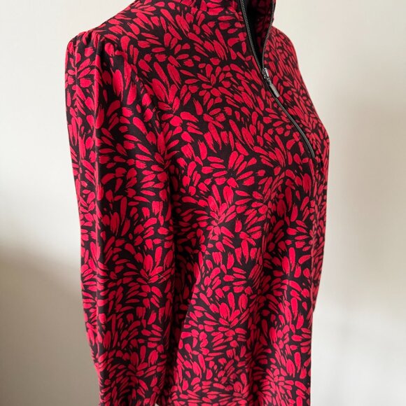 Chico's Size 1 Red & Black 1/2 Zip Floral Sweatshirt - Picture 7 of 8